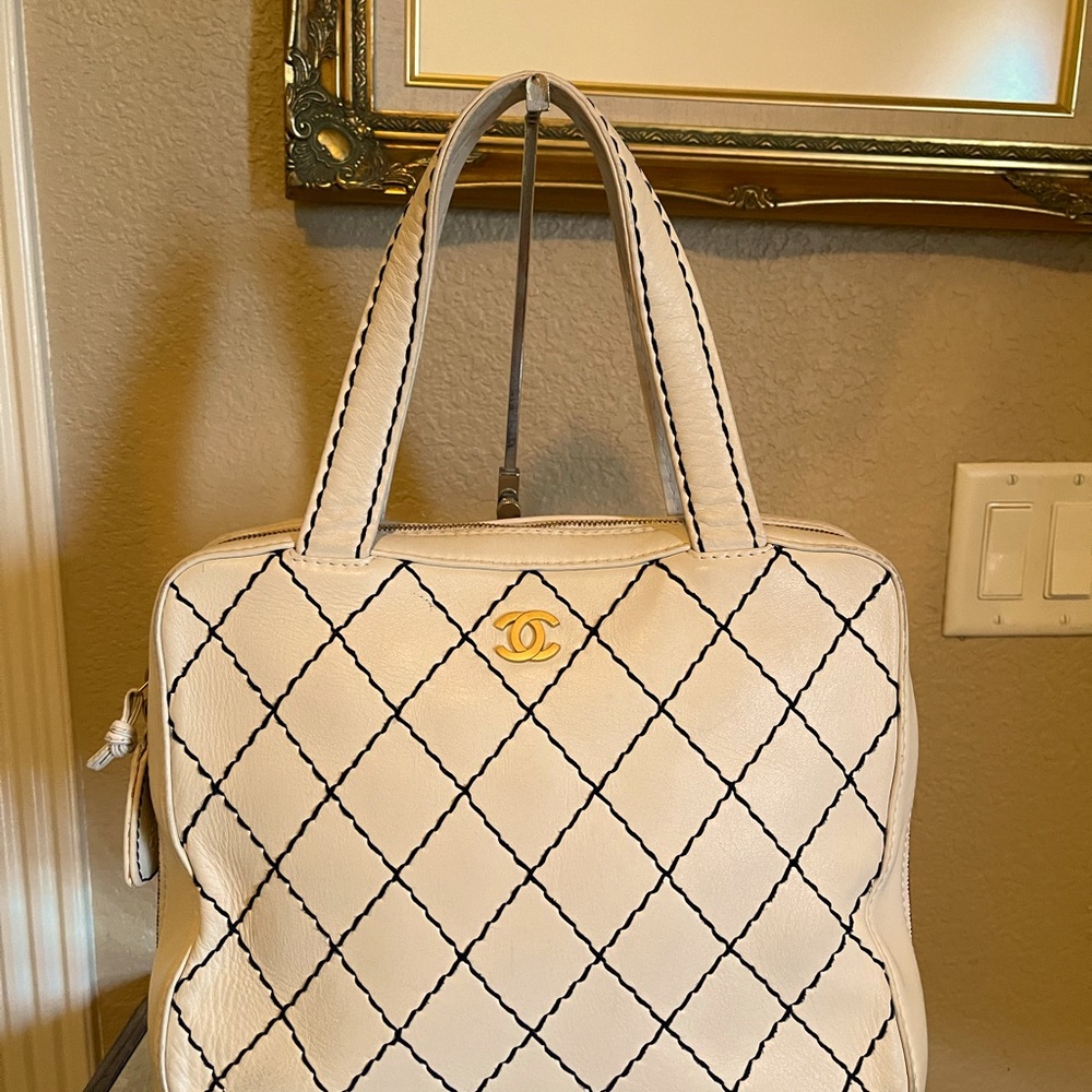 Chanel Surpique Zip Around Satchel Quilted Leather Large